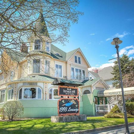 M&M Victorian Bed And Breakfast Marinette Экстерьер фото
